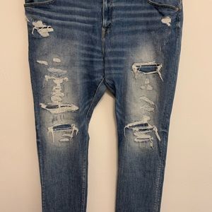 American Eagle distressed jeans